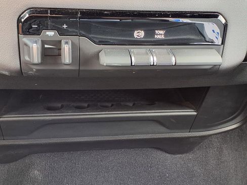 Used 2024 RAM 2500 Big Horn image 22