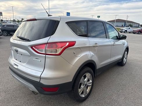 Used 2015 Ford Escape SE FWD image 5