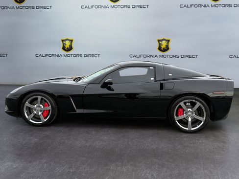 Used 2010 Chevrolet Corvette w/ Preferred Equipment Group image 2