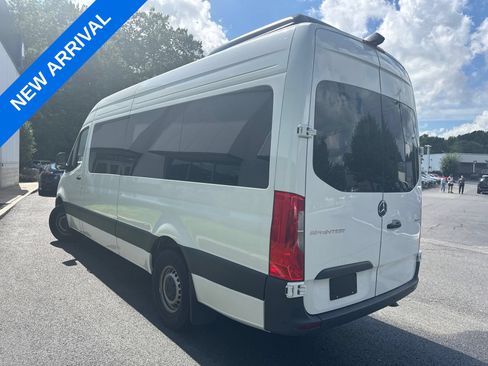 Used 2025 Mercedes-Benz Sprinter 2500 image 4