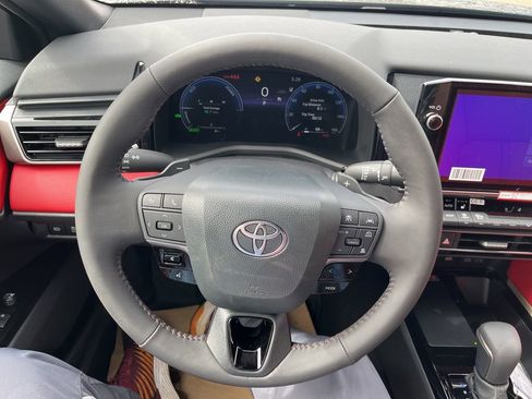 Used 2026 Toyota Camry XSE FWD image 22