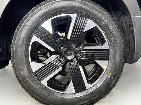 New 2026 Nissan Kicks SV image 26