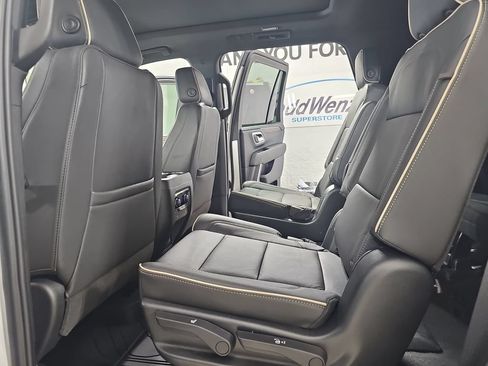 Certified 2023 Chevrolet Tahoe Premier AWD/4WD image 21