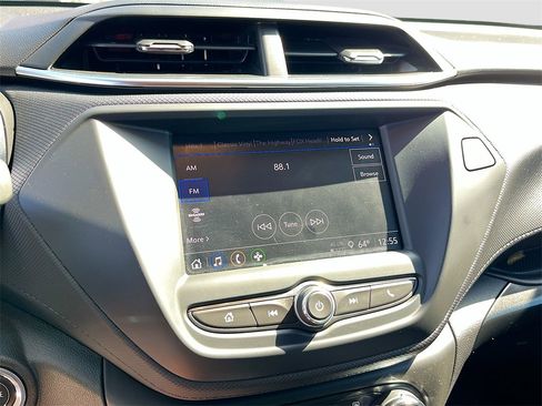 Used 2023 Chevrolet TrailBlazer LT image 14