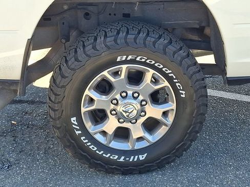 Used 2024 RAM 2500 Laramie AWD/4WD image 29