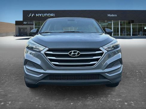 Used 2018 Hyundai Tucson SE AWD/4WD image 2