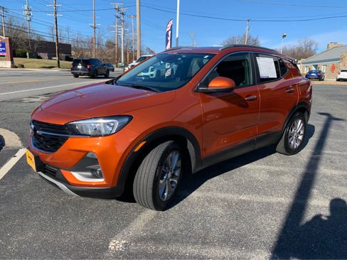 Used 2022 Buick Encore GX Select w/ Experience Buick Package image 3