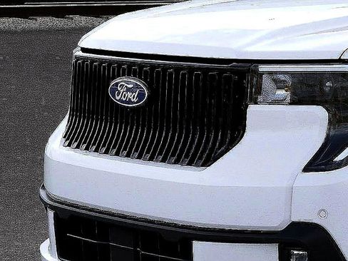 New 2026 Ford Maverick Lobo AWD/4WD image 18