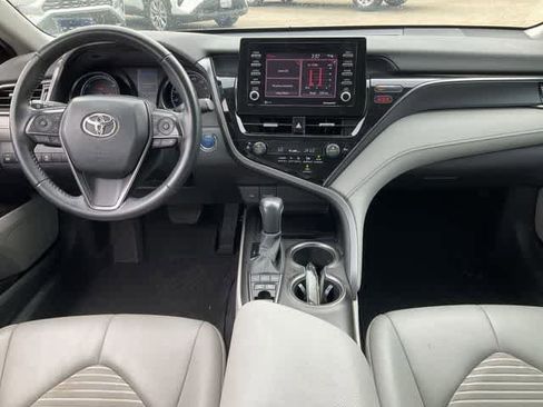 Used 2023 Toyota Camry SE FWD image 18
