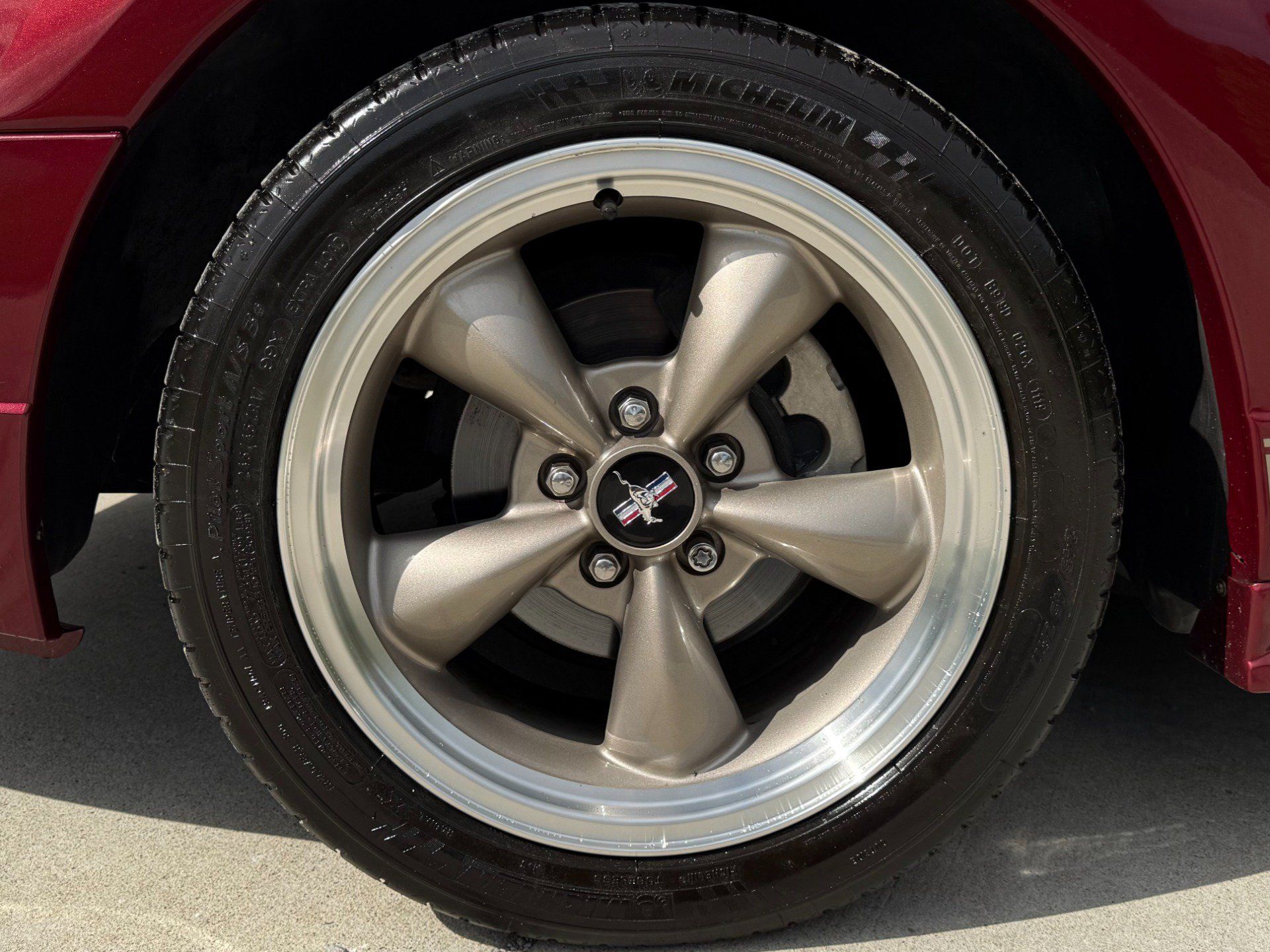 Used 2004 Ford Mustang GT RWD image 48