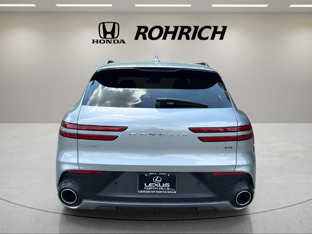 Used 2025 Genesis GV70 3.5T Sport AWD/4WD image 7