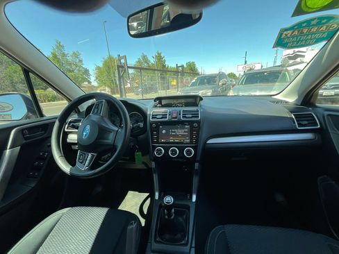 Used 2016 Subaru Forester 2.5i Premium AWD/4WD image 9