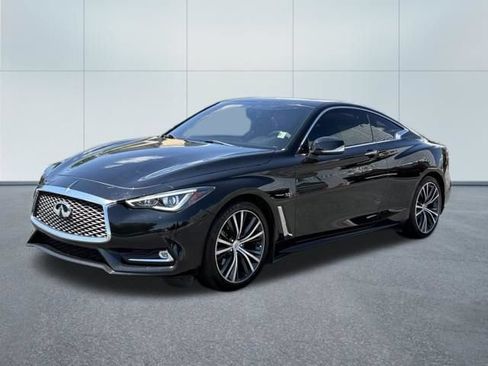 Used 2018 INFINITI Q60 3.0t Luxe AWD/4WD image 6