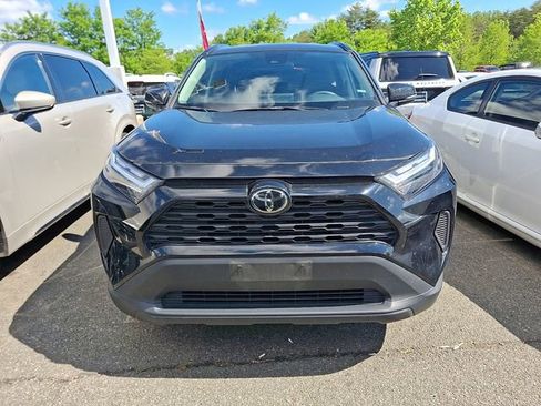 Used 2025 Toyota RAV4 XLE AWD/4WD image 4