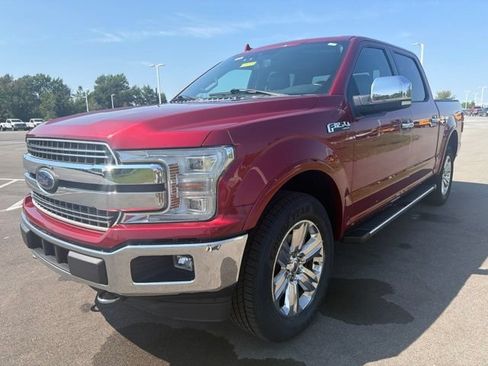 Used 2018 Ford F150 Lariat w/ Equipment Group 502A Luxury AWD/4WD image 2