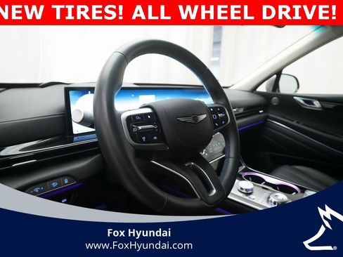 Used 2025 Genesis GV80 2.5T Standard image 8