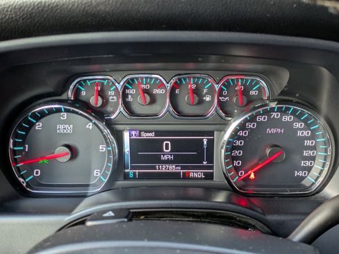 Used 2018 Chevrolet Silverado 1500 LT w/ All Star Edition image 17