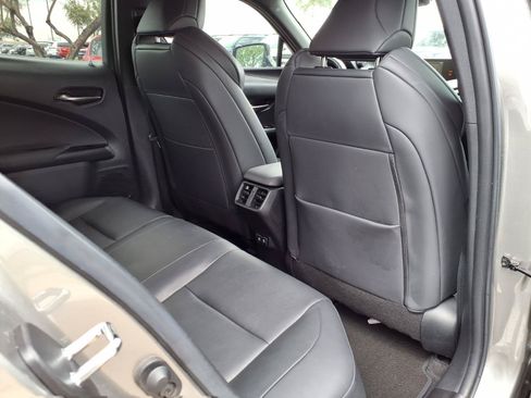 Used 2019 Lexus UX 200 F Sport w/ F Sport Premium Package FWD image 13