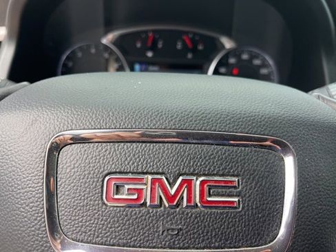 Used 2019 GMC Acadia SLT w/ Black Edition image 32