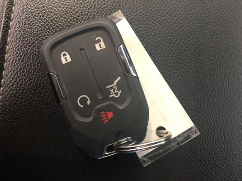 Used 2018 GMC Acadia SLT image 19