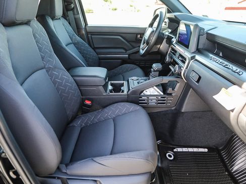 New 2026 Toyota Tacoma SR5 image 18