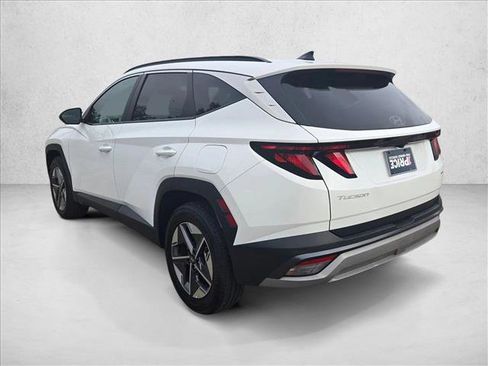 Used 2025 Hyundai Tucson SEL AWD/4WD image 8