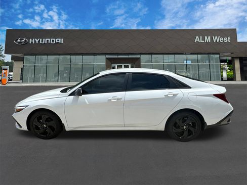 Used 2026 Hyundai Elantra Sport FWD image 8