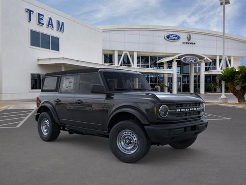 New 2025 Ford Bronco 4-Door AWD/4WD image 7
