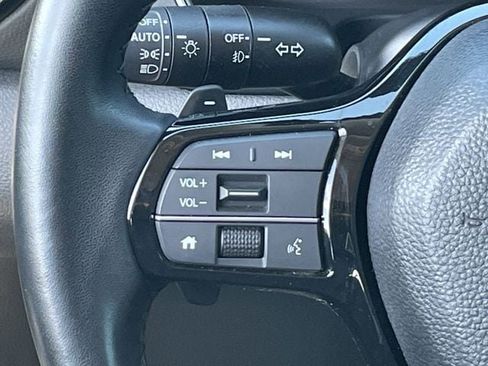 Used 2023 Honda Pilot EX-L image 12