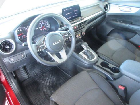 Used 2024 Kia Forte LXS image 11