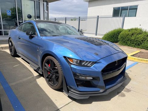Used 2021 Ford Mustang Shelby GT500 w/ Technology Package image 2
