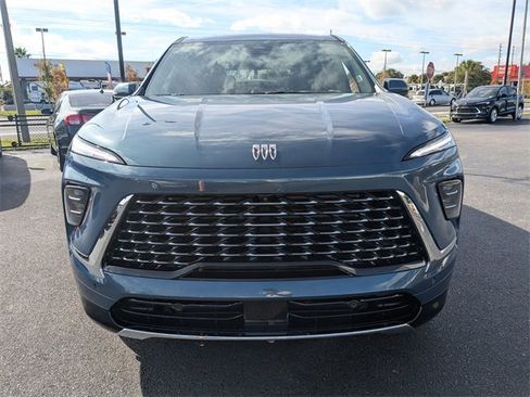 New 2026 Buick Enclave Avenir w/ Super Cruise Package image 9