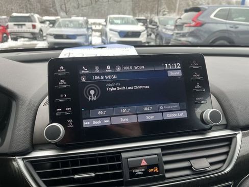 Used 2022 Honda Accord Sport image 14