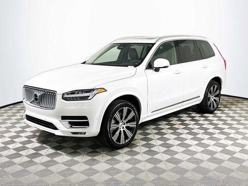 Used 2025 Volvo XC90 B6 Plus w/ Protection Package Premier image 3