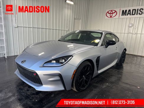 New 2025 Toyota GR86 Premium w/ GR Wheel Package (TMS RWD image 1