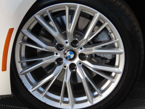 Used 2024 BMW 330i 330i image 6