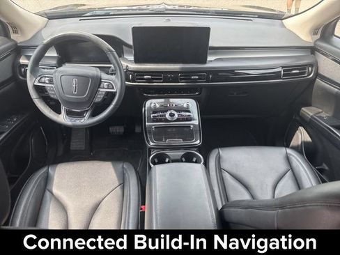 Used 2023 Lincoln Nautilus AWD w/ Premium Package image 17