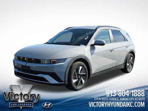 Used 2025 Hyundai Ioniq 5 SEL RWD image 1