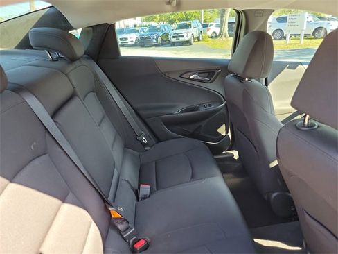 Used 2018 Chevrolet Malibu LS image 28