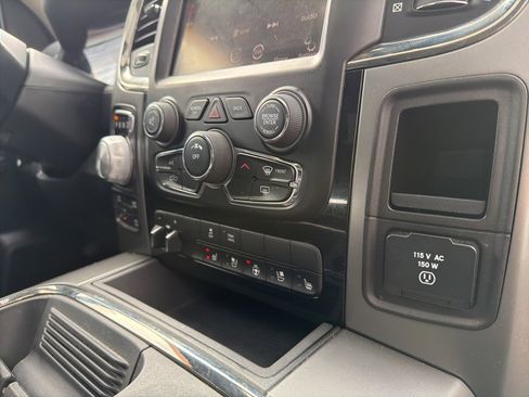 Used 2015 RAM 1500 Sport w/ Remote Start & Security Group image 42