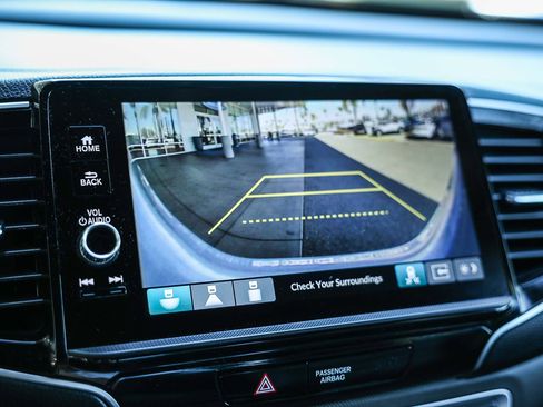 Certified 2025 Honda Ridgeline TrailSport image 31