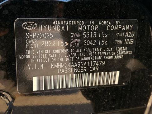 Used 2025 Hyundai Ioniq 6 SE RWD image 21