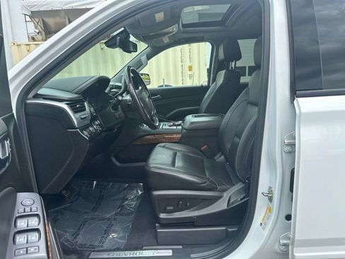 Used 2020 Chevrolet Suburban Premier AWD/4WD image 23