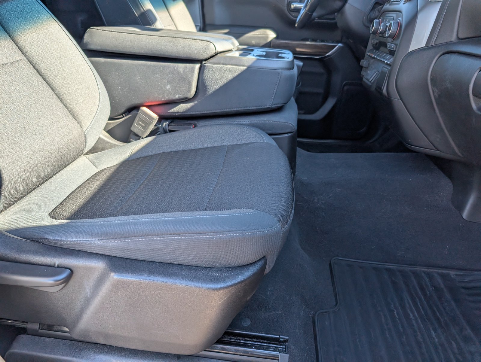 Used 2019 Chevrolet Silverado 1500 LT w/ All-Star Edition AWD/4WD image 27