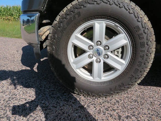 Used 2021 Ford F150 XLT w/ Equipment Group 301A Mid AWD/4WD image 8