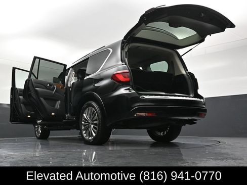 Used 2018 INFINITI QX80 4WD w/ Driver Assistance Package image 41
