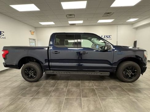 Used 2025 Ford F150 Lightning XLT w/ Max Trailer Tow Package AWD/4WD image 8