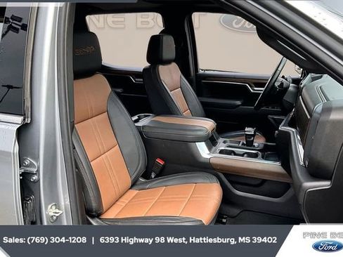 Used 2023 Chevrolet Silverado 1500 High Country image 6