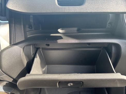 Used 2019 Chevrolet Silverado 1500 LT Trail Boss image 38