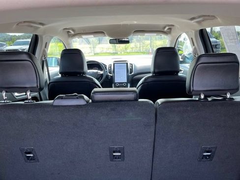 Used 2024 Ford Edge SEL AWD/4WD image 7